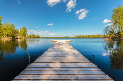 Pond Dock Installation in Kansas City, KS